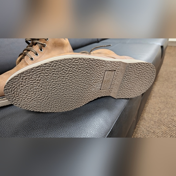 A almost new pair or Golden Fox service boots - Picture 1 of 5